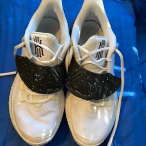 EUC Basketball Shoes